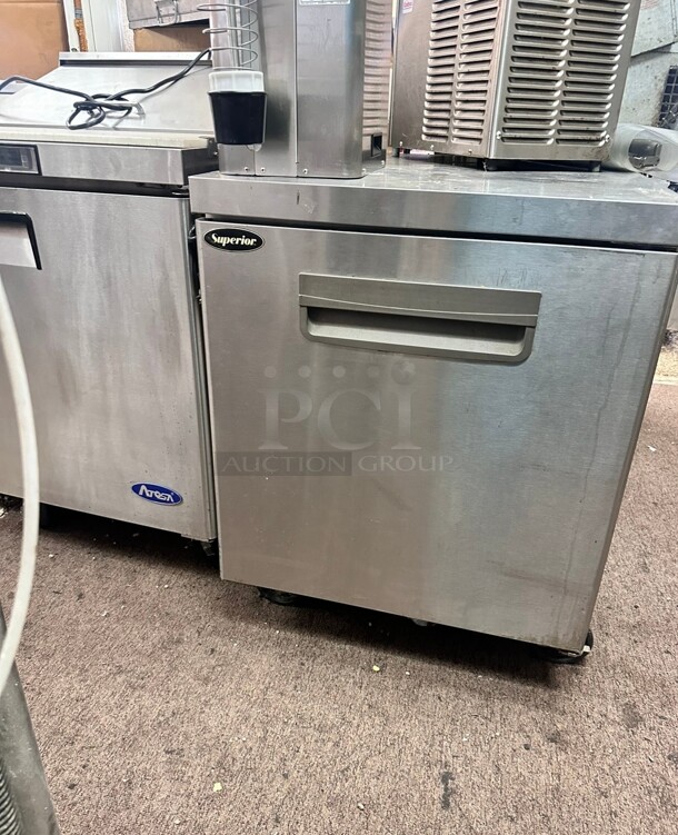 Superior UR27-BDG Single Door One Section Undercounter Refrigerator 115 Volt Working - Image 3 of 3