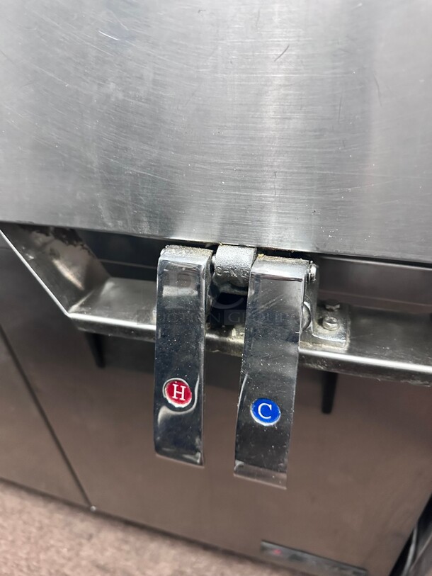 Working! Atlanta HS1615K-SS Wall Mount S/S Hand Sink w/Knee Pedal 15.25 x 15.75 x 19 with Splash

 - Image 7 of 7