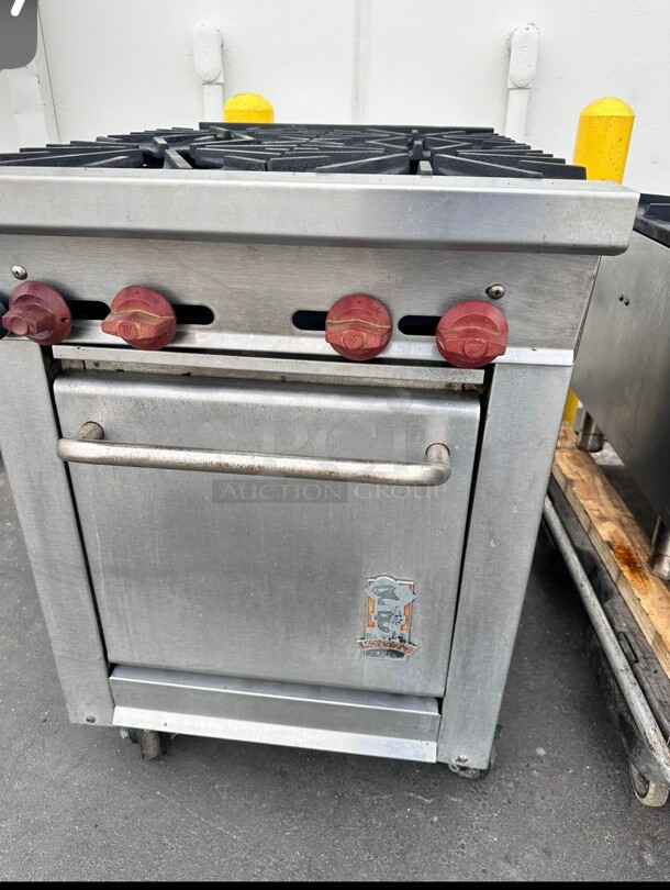 Montague 124-5 Legend 24 inch Heavy Duty Gas Range With Four Open Burners Working - Image 8 of 8