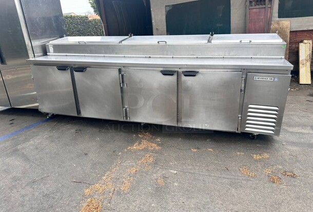 Working Beverage Air DP119HC 119 inch Pizza Prep Table w/ Refrigerated Base, 115v - Image 5 of 9