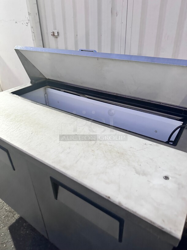 True TSSU-48-12 48 Inch Sandwich/Salad Prep Table w/ Refrigerated Base, 115v NSF  - Image 8 of 8