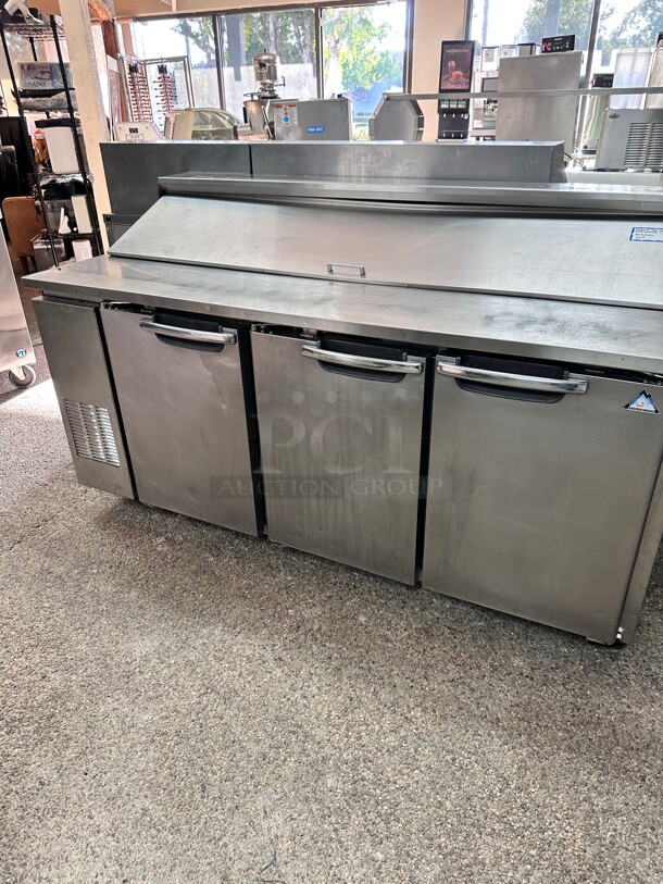 Excellent Condition Everest EPR3 72" Three Section  Sandwich Prep Table 115 Volt Tested and Working - Image 3 of 10