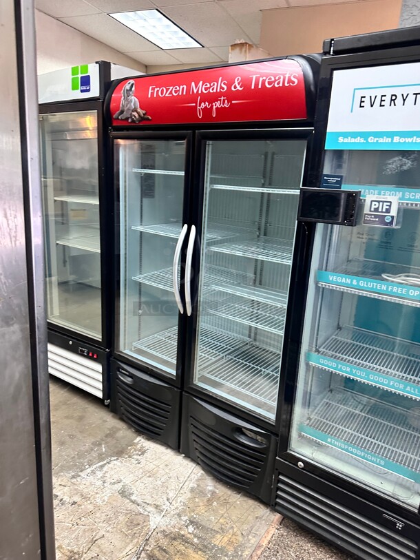 Late Model Minus Forty 43-UDGF 43 Cu Ft Double Door Freezer 115 Volt Working - Image 3 of 7