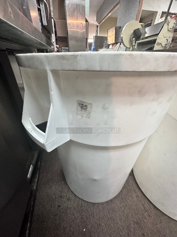 Commercial Heavy Duty 44 Gallon Trash Container NSF  - Image 1 of 5