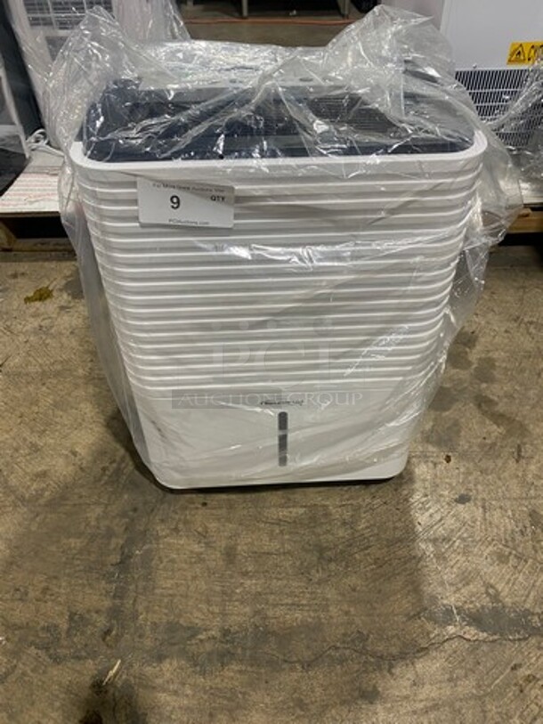 NEW! OUT OF THE BOX! SCRATCH-N-DENT! Soleus Air 95 Pint Portable Dehumidifier Unit! With Built In Pump! Model: DME295IP201 115V - Image 1 of 9