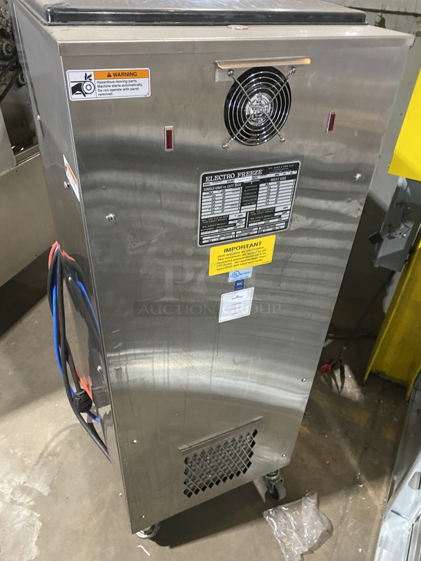 Nice! Electro Freeze 3 Handle AIR COOLED Ice Cream Machine! SL500-137 Serial RS694EF0620! 208/230V 1 Phase! On Commercial Casters!   - Image 4 of 10