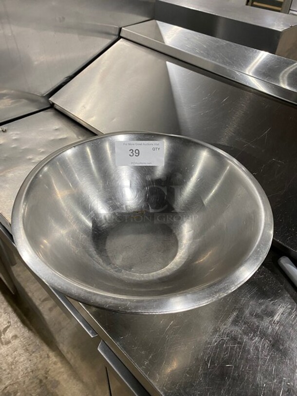 Commercial Salad/Food Mixing Bowl! - Image 1 of 4