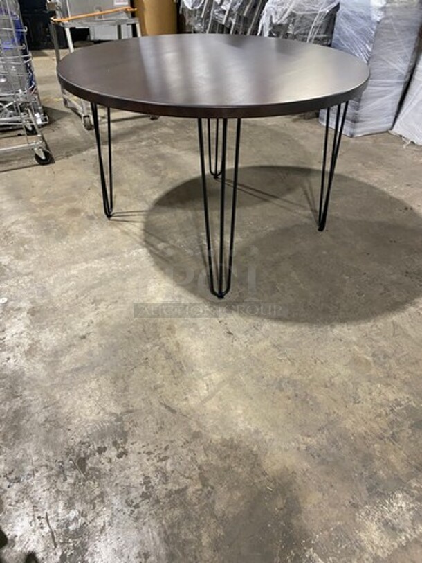 Brand New! Red Oak 48 Inch Round 1.5" Thick BUTCHER BLOCK Style Walnut Finish Dining Table! On Heavy Duty Metal Legs!  - Image 2 of 9