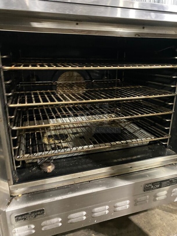 Blodgett Commercial Natural Gas Powered Convection Oven! With View Through Doors! Metal Oven Racks! On Legs! Working When Removed! - Image 5 of 8