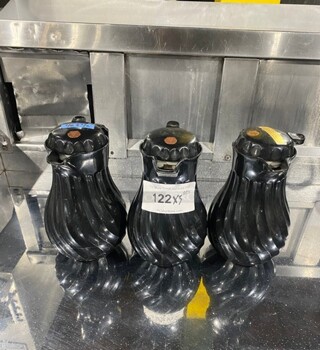 Connoisserve Insulated Hot/cold Pitcher Carafe Swirl Black! 3x Your Bid!