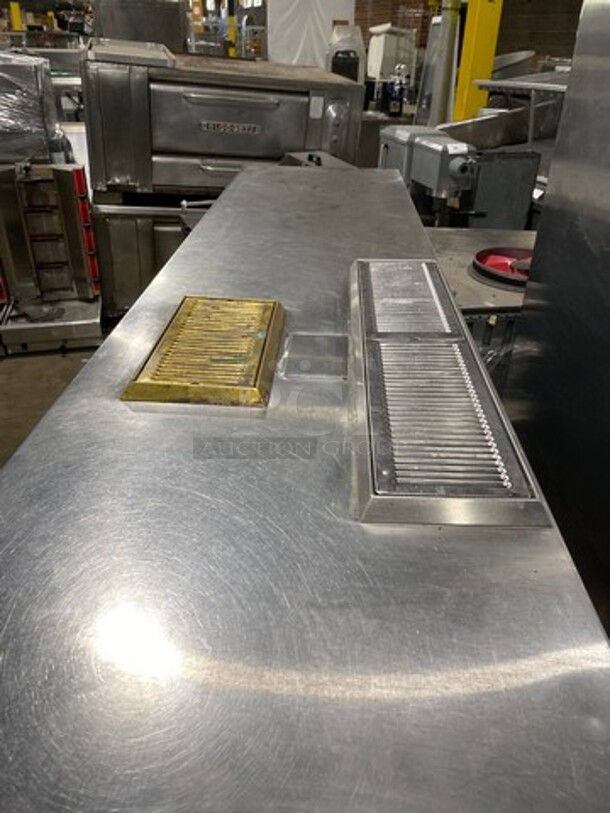 Perlick Commercial 4 Door Bar Back Cooler! With Poly Coated Racks! All Stainless Steel! On Legs! Model: C5065ESCUL SN: 406771 115V 60HZ 1 Phase - Image 5 of 11