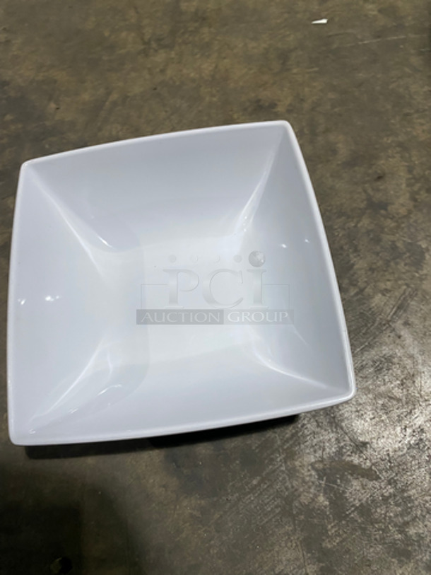 Thunder Group White Square Serving Plates! 14x Your Bid! - Image 3 of 5
