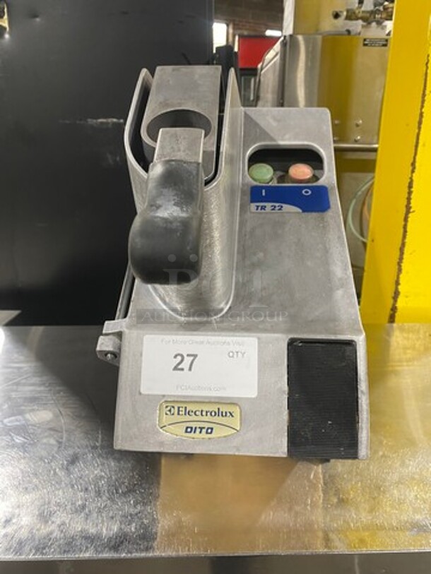 Dito Dean Commercial Countertop Food Processor/Chopper Machine! All Stainless Steel! Model: TR22 SN: 27639 115V 1 Phase - Image 1 of 8