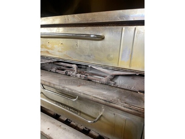 WOW! BAKERS PRIDE Natural Gas Powered Double Deck Y600 6 Pie Pizza Baking Oven! With Stones! Model Y600! On Legs! 2 X Your Bid Makes One Unit! Working When Removed!  - Image 11 of 11