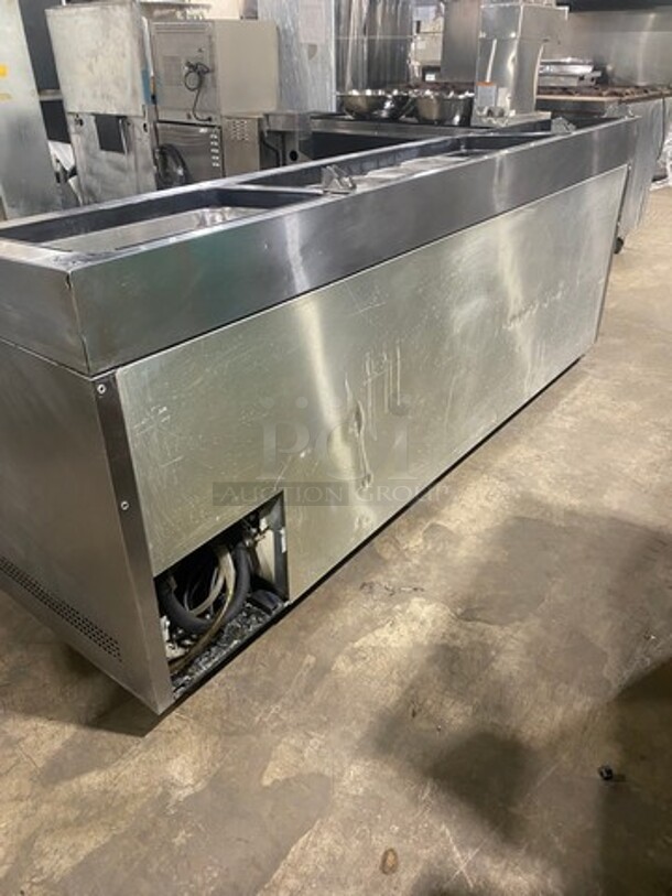 True Refrigerated Pizza Prep Table! With 3 Door Refrigerated Underneath Storage Space! All Stainless Steel! Model TPP93 Serial 6949372! 115V 1 Phase! - Image 3 of 10