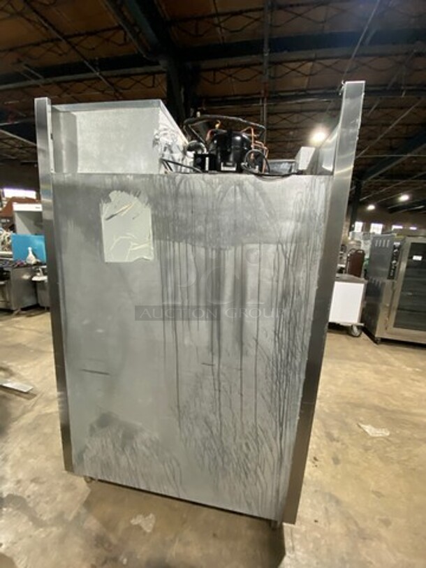 Traulsen Commercial 2 Door Reach In Cooler! All Stainless Steel! On Legs! Model: RHT232NUTFHS SN: T97320F05 SN: 115V 60HZ 1 Phase - Image 3 of 10
