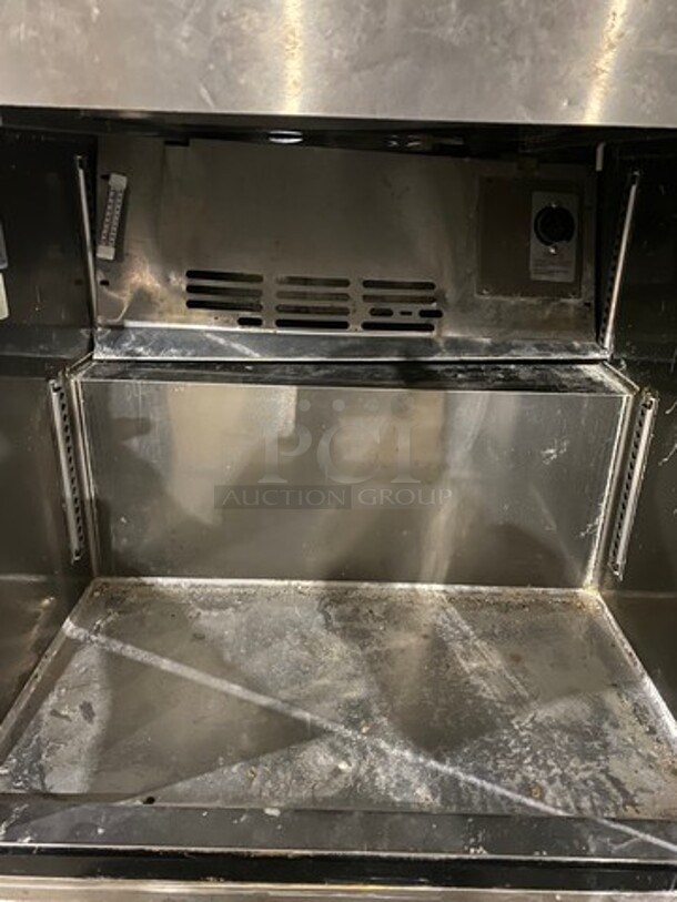 Turbo Air Commercial Single Door Reach In Freezer! All Stainless Steel! On Legs! Model: M3F241 SN: KMS29B2069 115V 60HZ 1 Phase - Image 7 of 10