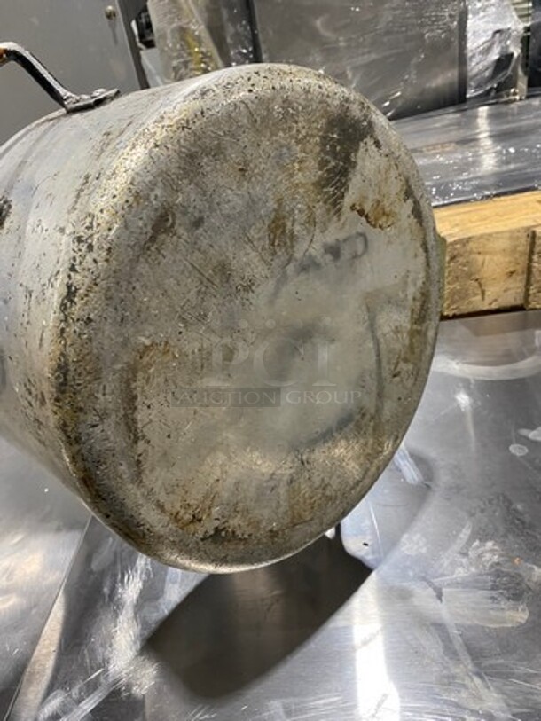 Metal Stock Pot! With Side Handles! - Image 5 of 5