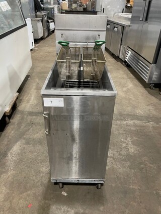 NICE! Pitco Commercial Natural Gas Powered Deep Fat Fryer! All Stainless Steel! With 2 Frying Baskets! With Dormont Quick Disconnect Gas Hose! On Casters! Model: 35C+ SN: G21AC067315! Working When Removed!