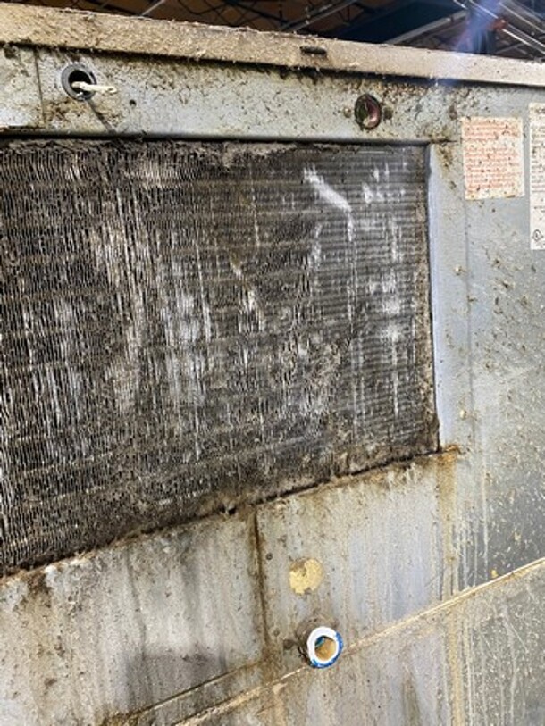 Hoshizaki Commercial Ice Maker Machine! With Commercial Ice Bin! All Stainless Steel! On Legs! 2x Your Bid Makes One Unit! Model: KML451MAH SN: T04527D 115/120V 60HZ 1 Phase - Image 8 of 8