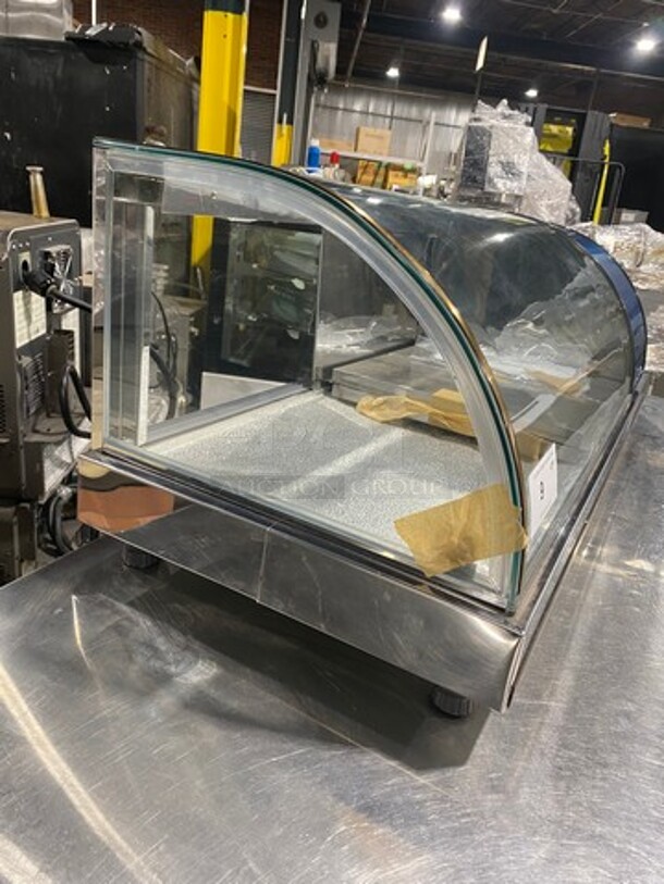 New! Never Used! Diamond Commercial Countertop Refrigerated Sushi Display Case Merchandiser! With Curved Glass! Stainless Steel Body! On Small Legs! Model: GVRB120 - Image 2 of 7