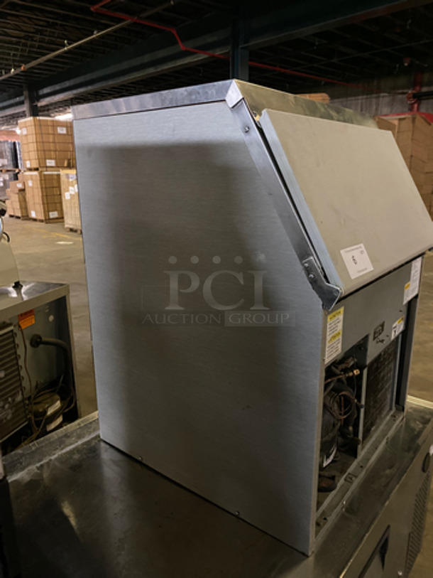 Hoshizaki Commercial Ice Machine! Stainless Steel Body! Model: KM-150BAB SN: M16543G 115/120V 60HZ 1 Phase - Image 2 of 9