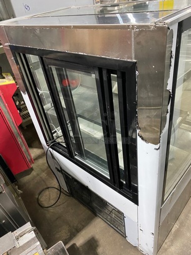 LATE MODEL! 2016 Cool Tech Commercial Bakery Case Merchandiser! With Slanted Front Glass! With Stainless Steel Shelves! With Rear Access Doors! WORKING WHEN REMOVED! Model: CMPH36HB SN: 16791 120V 60HZ - Image 4 of 9