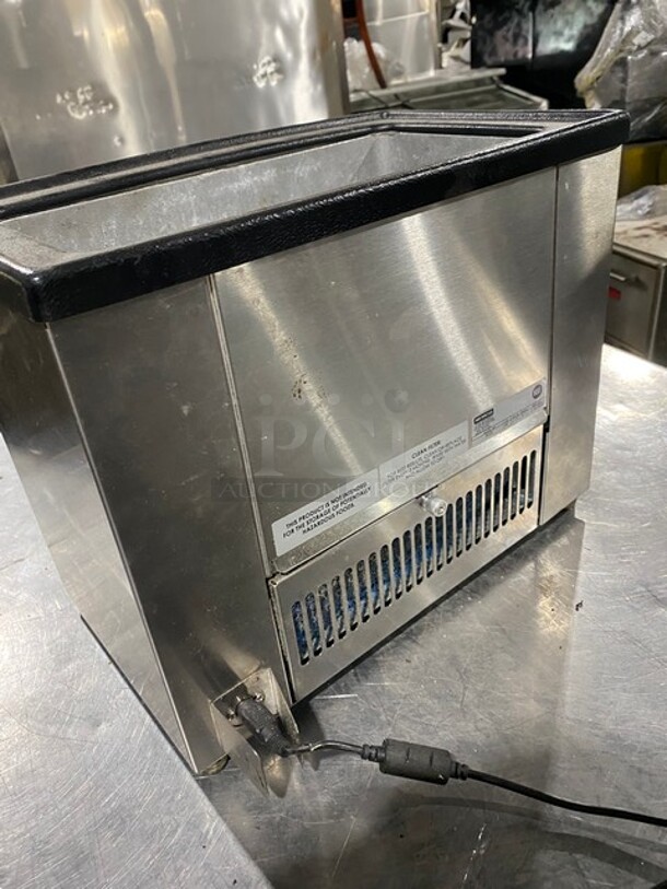 Nemco Commercial Countertop Cold Condiment Chiller! Stainless Steel Body! Model: 9020 SN: J190001 - Image 4 of 7