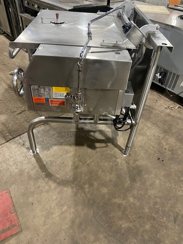 WOW! Groen Natural Gas Powered ECLIPSE SERIES Tilted Braising Pan/Tilt Skillet! All Stainless Steel! Thermostatic Controlled! ModelWOW! Groen Natural Gas Powered ECLIPSE SERIES Tilted Braising Pan/Tilt Skillet! All Stainless Steel! Thermostatic Controlled! Model BPM40G Serial J14907615! On Legs! Serial J14907615! On Legs! - Image 3 of 10