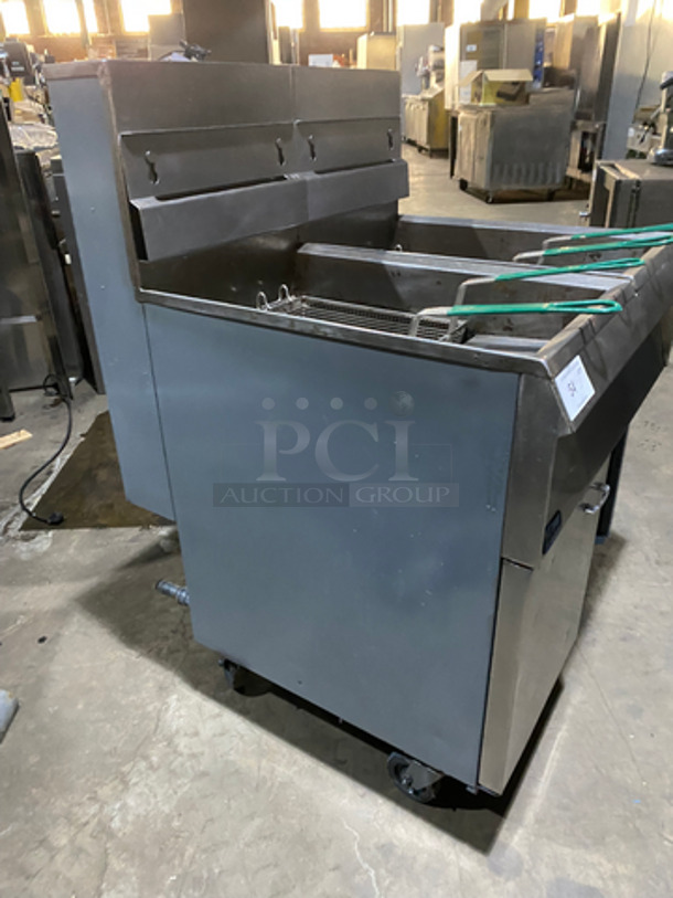 Pitco Frialator Commercial Natural Gas Powered Dual Bay Deep Fat Fryer! With Oil Filter System! With 4 Metal Frying Baskets! With Backsplash! All Stainless Steel! On Casters! - Image 2 of 9