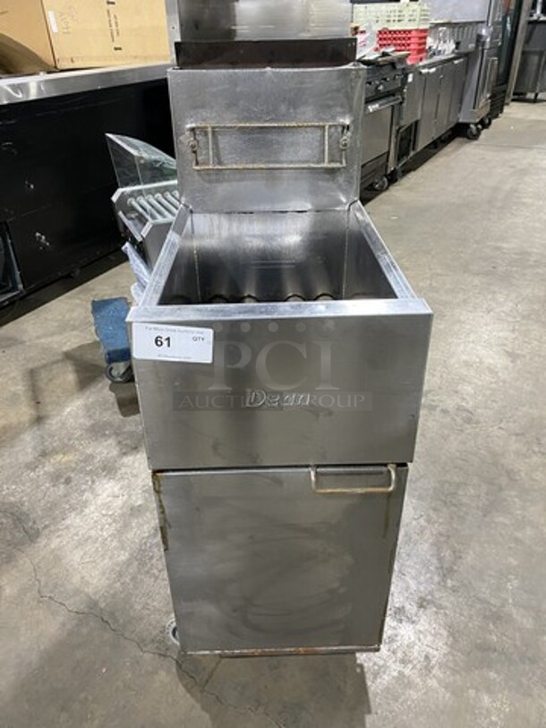 Dean By Frymaster All Stainless Steel Natural Gas Powered 4 Burner Deep Fat Fryer! Model SR152GN Serial 1108MB0024! On Casters! 