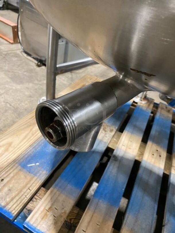 NICE! 2012 Cleveland Commercial 100 Gallon Tilting Soup Kettle! All Stainless Steel! Model: KDL100T SN: 120323052568 - Image 6 of 9