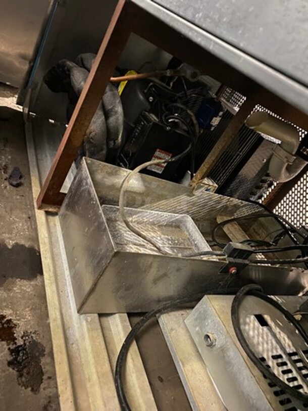 Custom Cool Commercial Refrigerated Open Grab-N-Go Case Merchandiser! With 4 Shelves! All Stainless Steel! - Image 8 of 8