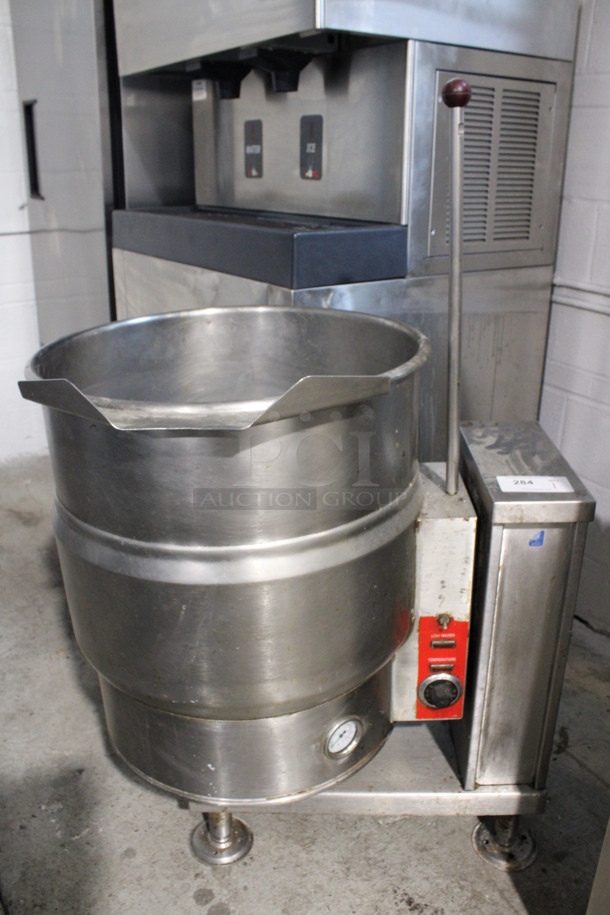 Crown Model EC-20 Stainless Steel Commercial Floor Style 20 Gallon Steam Tilting Kettle. 208 Volts, 3 Phase. 31x24x51