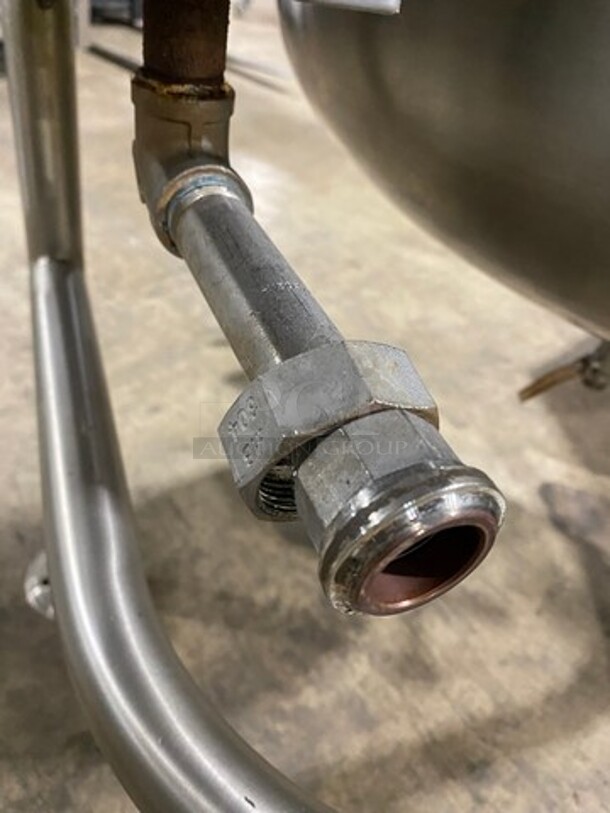 2014 Cleveland Commercial Tilted Soup Kettle! All Stainless Steel! On Legs! Model: KDL60T SN: 140523052751 - Image 9 of 9