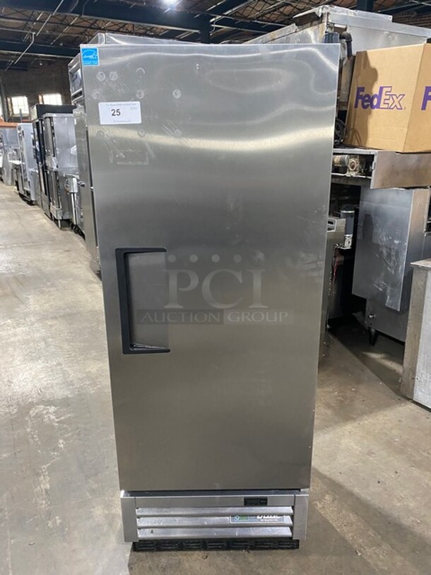 True Single Door Commercial Refrigerator! All Stainless Steel! Model T12HC Serial 9932023! 115V 1Phase! - Item #1113603