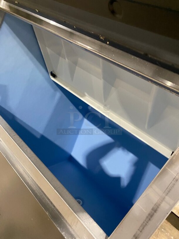 Manitowoc Commercial Ice Making Machine! On Commercial Ice Bin! All Stainless Steel! Model IY0454A161X Serial 1120159369! 115V 1Phase! On Legs! - Image 7 of 9