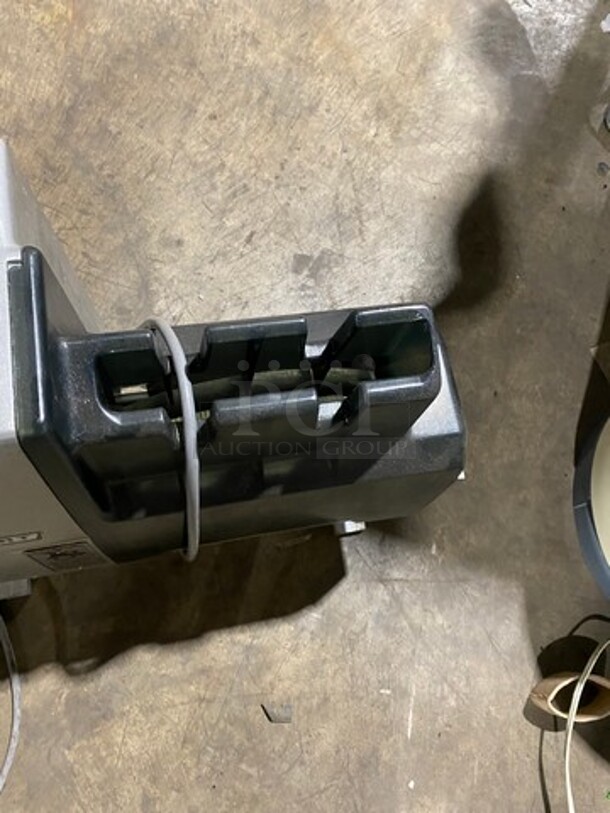Hobart Commercial Countertop Meat Tenderizer Machine! Stainless Steel Body! Model: 403 SN: 311553641 115V 60HZ 1 Phase - Image 2 of 8