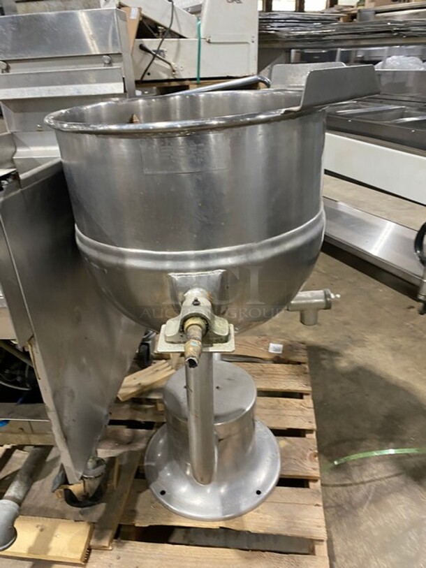 Groen Commercial Natural Gas Powered Soup Kettle! All Stainless Steel!  - Image 3 of 6
