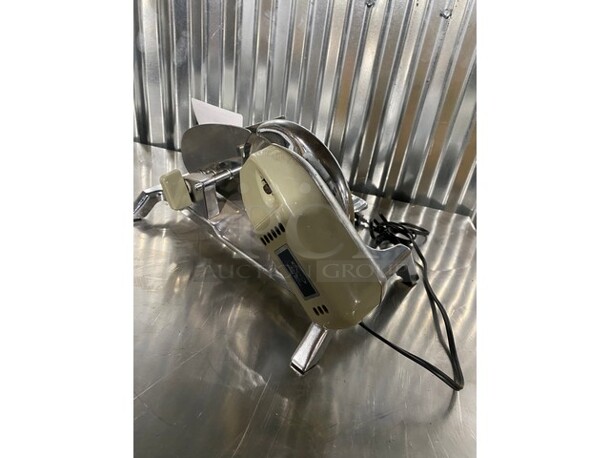 Rival Commercial Countertop Deli Meat Slicer! All Stainless Steel! Model 1101E! 120V! - Image 4 of 8