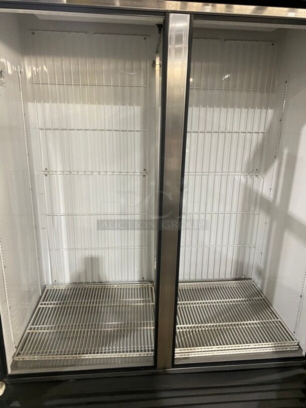 True Commercial Double Glass Door Reach In Freezer/Merchandiser! With Poly Coated Racks! On Casters! 115/208-230V 1 Phase! Model: GDM-49F SN: 7448825! - Image 5 of 9
