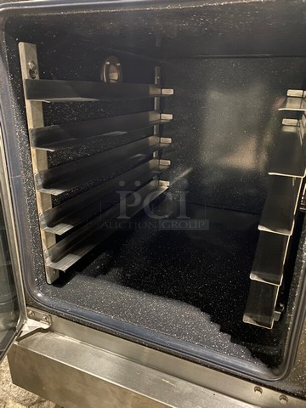 LATE MODEL! 2019 Venancio Commercial Natural Gas Powered Convection Oven! All Stainless Steel! Model: CO5TG SN: 2260631903121840 - Image 5 of 8