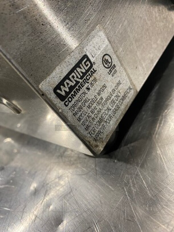 Waring Commercial Countertop Panini/Sandwich Supremo Grill! All Stainless Steel! Press With Ribbed Surface! Model: WPG250 120V - Image 5 of 8
