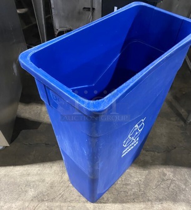 Poly Recycle/trash bin! 2x Your Bid - Image 5 of 7