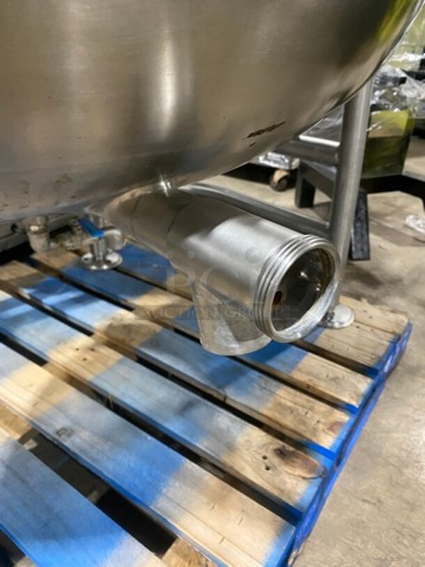 NICE! 2012 Cleveland Commercial 100 Gallon Tilting Soup Kettle! All Stainless Steel! Model: KDL100T SN: 120323052568 - Image 8 of 9