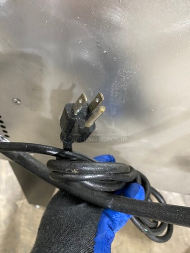 Southbend Natural Gas Powered Single Deck Convection Oven! With View Through Doors! Metal Oven Racks! All Stainless Steel! On Legs! - Image 7 of 7