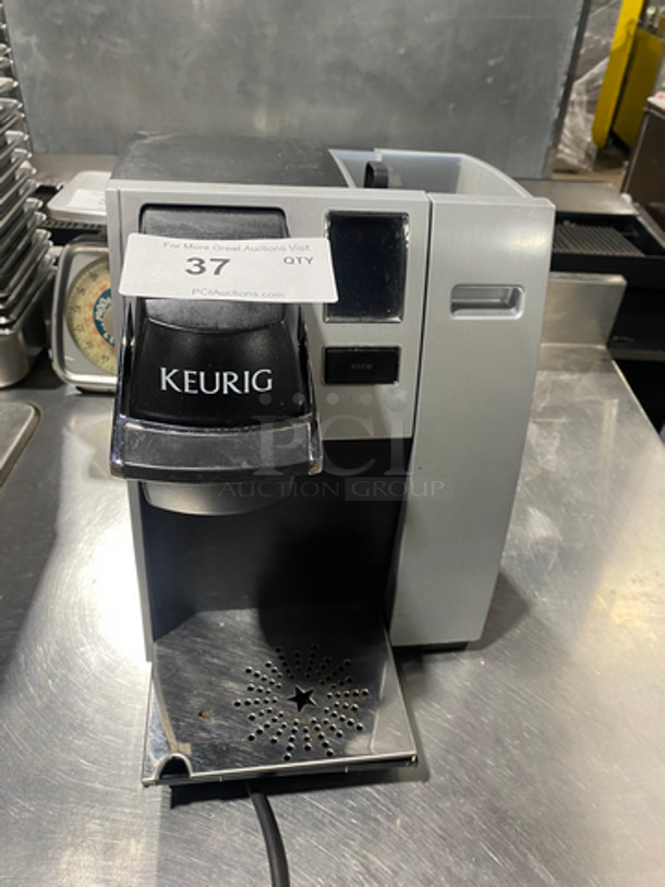 Keurig Commercial Countertop Single Cup Coffee Machine! Model: K150 SN: J0200026