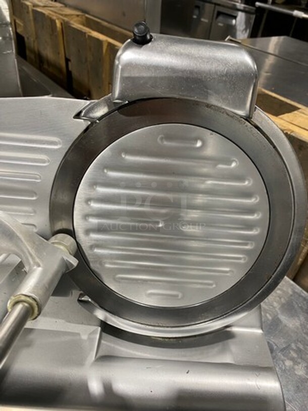 Boxer Commercial Countertop Deli/ Meat Slicer! All Stainless Steel! Model: SLR5009 SN: 0800000907 110V - Image 5 of 9