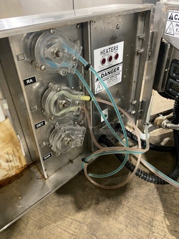 Auto Chlor Commercial Under Counter Dish Washer! All Stainless Steel! Model: UHT SN: UHT0081S 208/240V 60HZ 1 Phase - Image 9 of 11