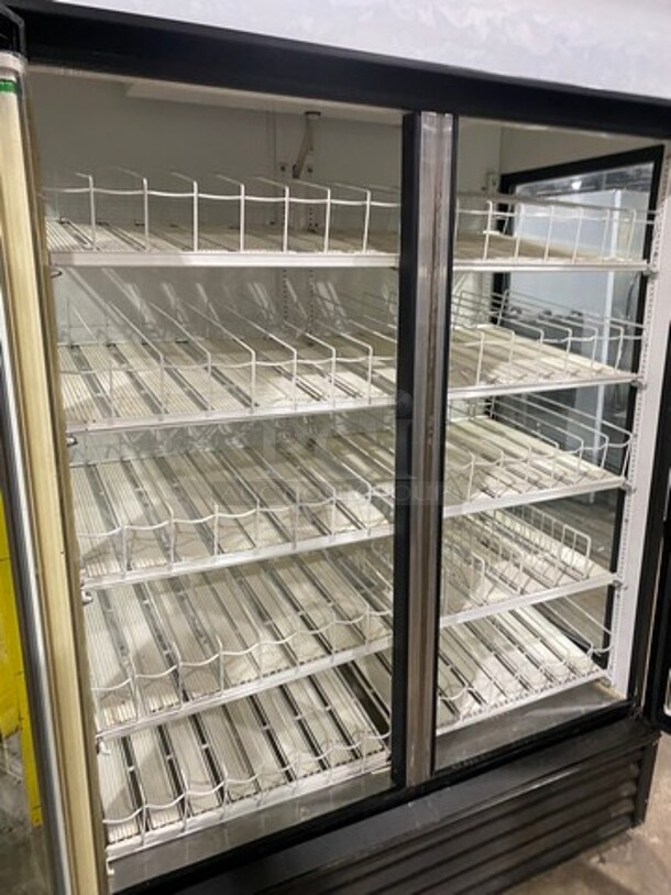 NICE! True Commercial 2 Door Reach In Cooler Merchandiser! With View Through Doors And Sides! With Poly Beverage Racks! Model: GEM49 SN: 14438952 115V 60HZ 1 Phase - Image 5 of 9